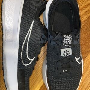 Nike Black and White Sneakers
